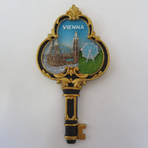 Bild 1 von Wien Magnet „Schlüssel“ gold